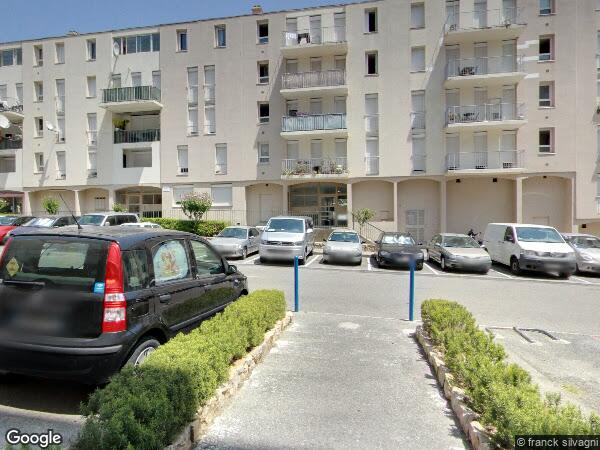 UN  APPARTEMENT DE 3 PIÈCES PRINCIPALES