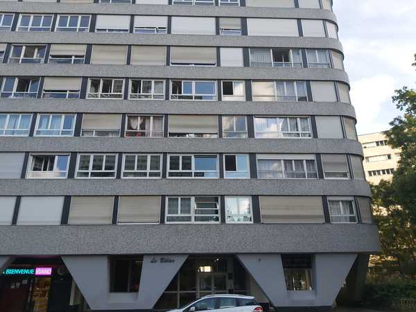 UN APPARTEMENT
