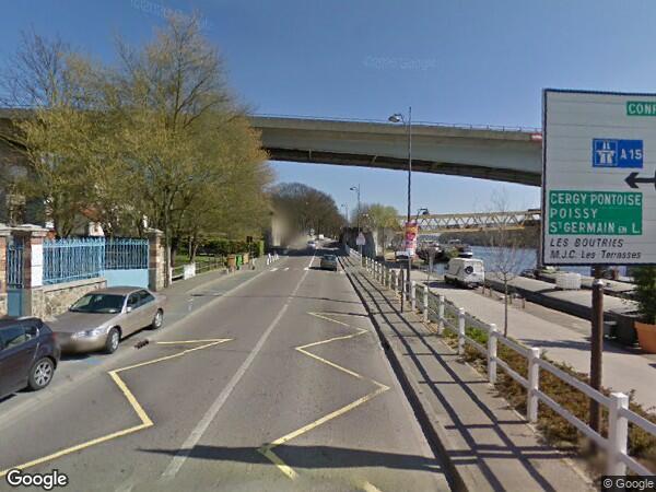 UN APPARTEMENT DUPLEX