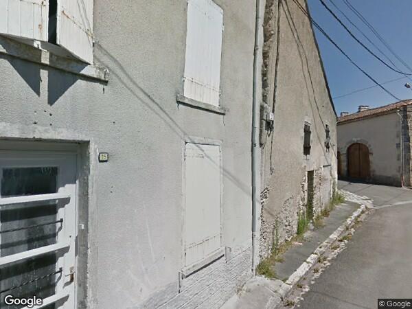 UNE MAISON D'HABITATION