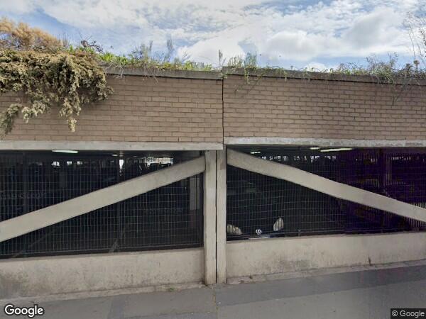 UN APPARTEMENT, CELLIER ET EMPLACEMENT DE PARKING