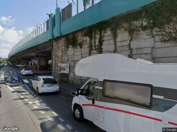 UN  APPARTEMENT DE QUATRE PIÈCES AVEC CAVE ET PARKING