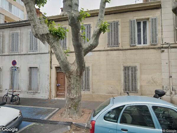 UN APPARTEMENT ET UNE CAVE
