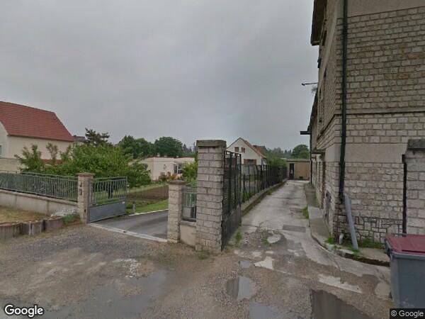 UN ENSEMBLE IMMOBILIER