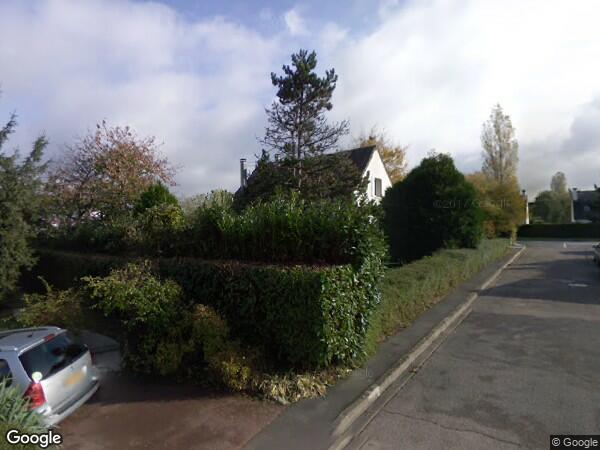 UNE MAISON D'HABITATION