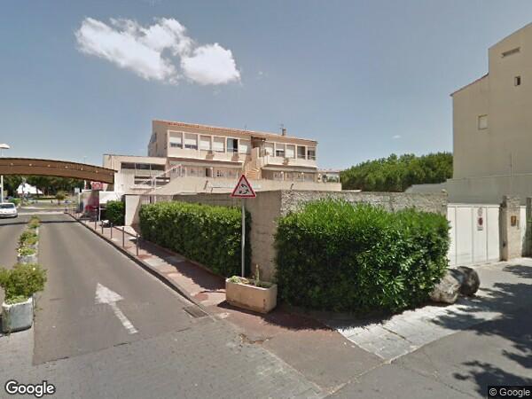 UN STUDIO AVEC TERRASSE