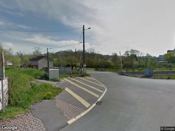 UNE MAISON A USAGE D'HABITATION