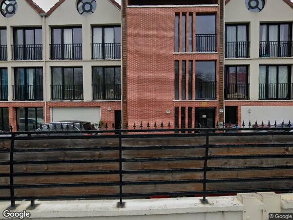 UN APPARTEMENT AVEC UN BOX