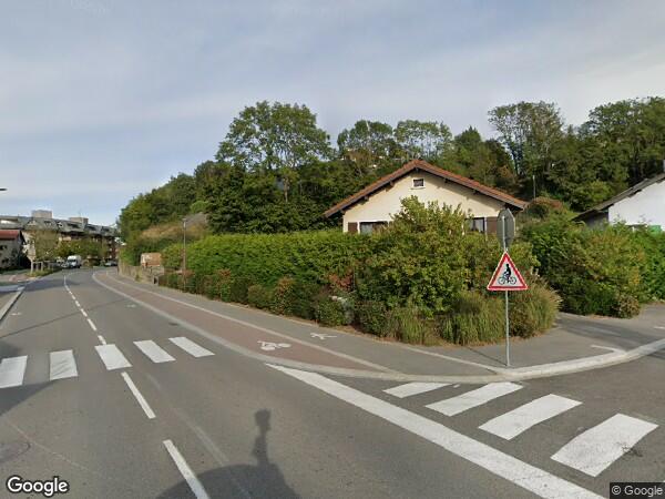 UN  APPARTEMENT DE TYPE T3 ET D'UNE PLACE DE PARKING