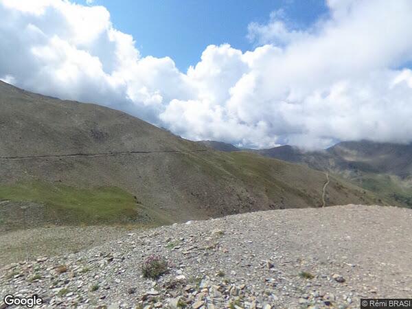 UN  APPARTEMENT EN DUPLEX