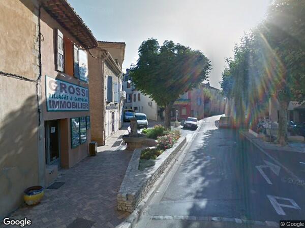 UNE  PETITE MAISON D'HABITATION