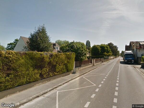 UN PAVILLON D'HABITATION