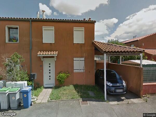 UNE MAISON D'HABITATION