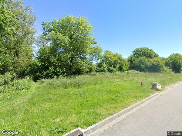 UN  APPARTEMENT T3 AVEC CELLIER ET PARKING