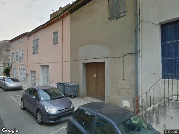 UNE  MAISON D'HABITATION DE VILLAGE