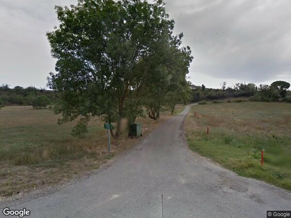 UNE  MAISON A USAGE D'HABITATION