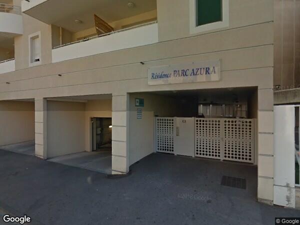 UN  APPARTEMENT DE TYPE T2 AVEC UNE CAVE ET UN EMPLACEMENT DE PARKING 