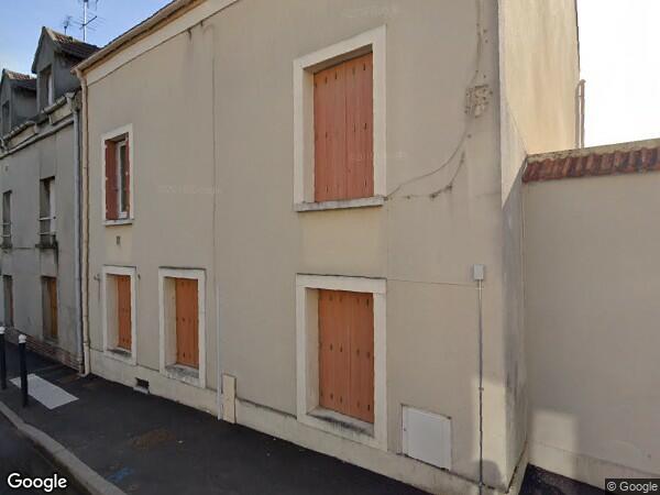 UN PAVILLON D'HABITATION