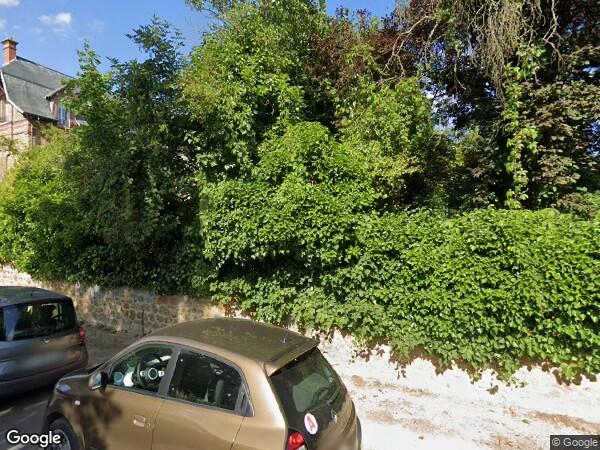 UN APPARTEMENT DE 88,62 M² AVEC UNE CAVE ET UN EMPLACEMENT DE PARKING