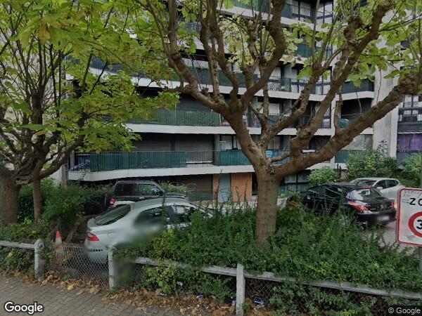 UN  APPARTEMENT ET UNE CAVE