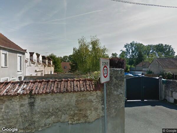 UN  PAVILLON CONSTITUE DE DEUX CORPS