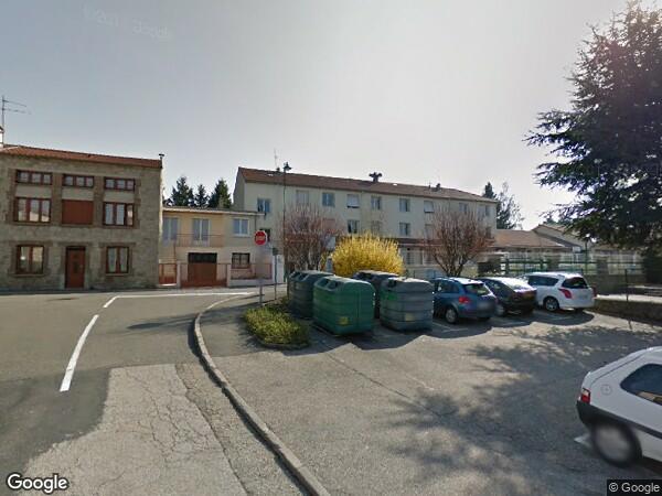 UN  TÈNEMENT IMMOBILIER D'ACTIVITÉ 