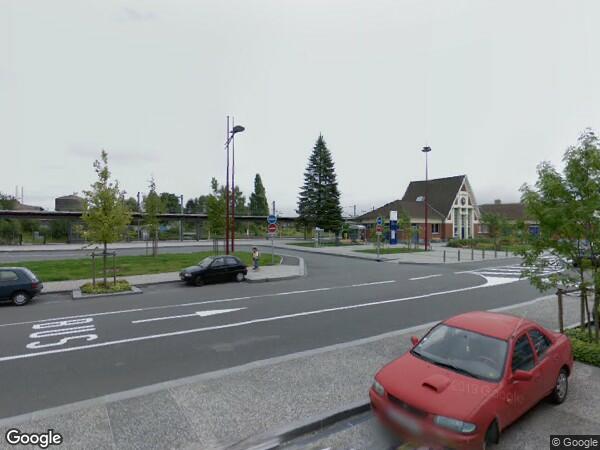 UN  IMMEUBLE A USAGE D'HABITATION