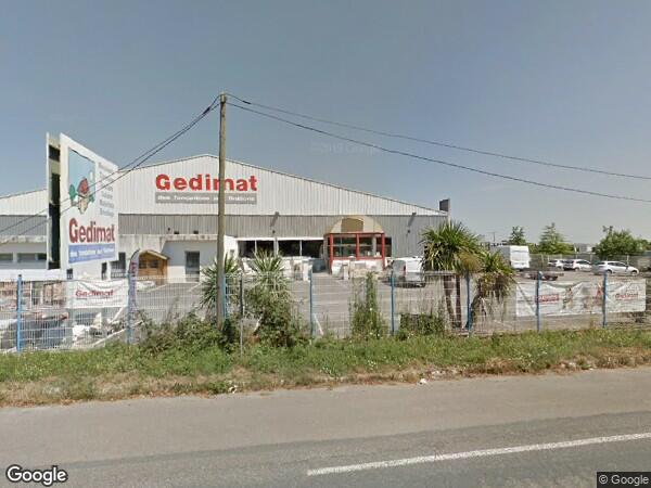 UNE MAISON D'HABITATION