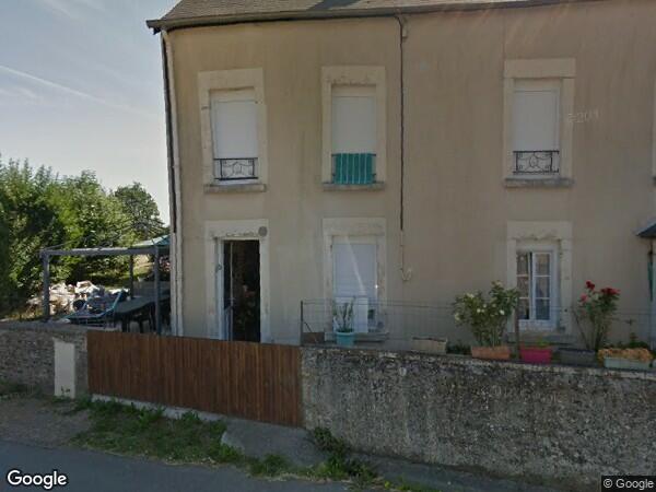 UNE MAISON D'HABITATION