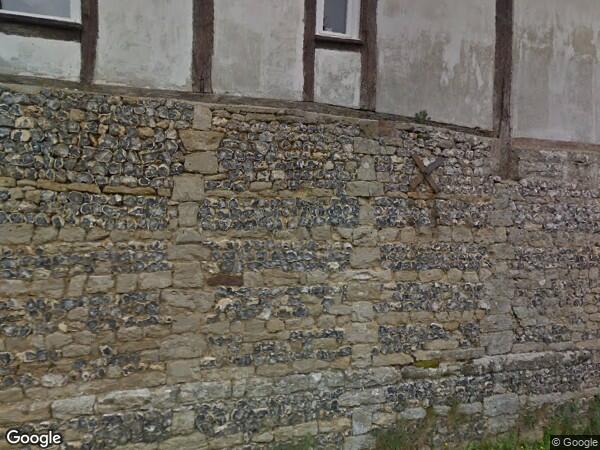 UNE MAISON À USAGE D’ HABITATION