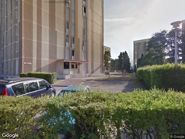 UN APPARTEMENT ET UN PARKING