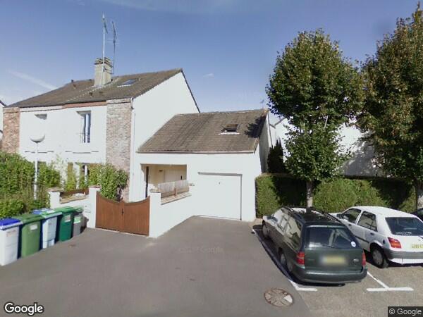 UNE  MAISON D’HABITATION