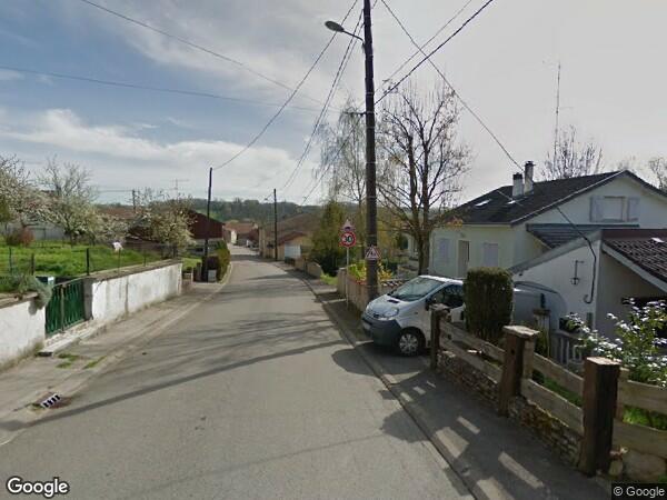 UNE MAISON D'HABITATION