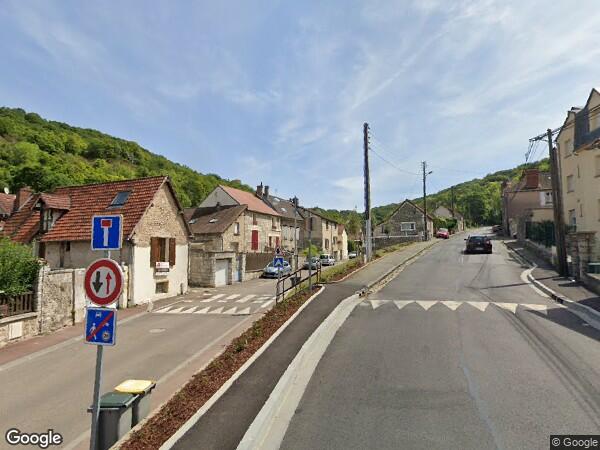 UN IMMEUBLE ANCIEN RÉHABILITÉ