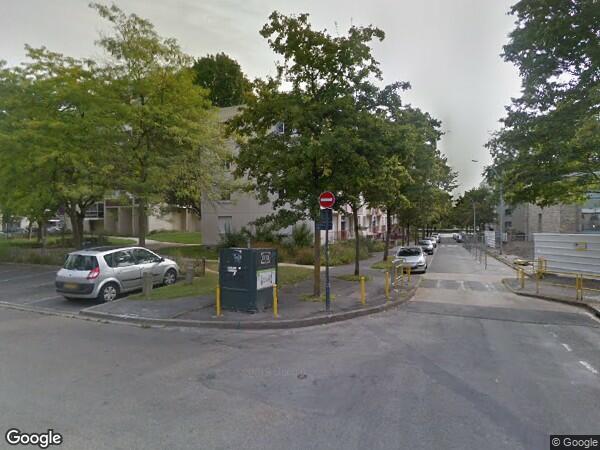 UN  APPARTEMENT DE TYPE 3