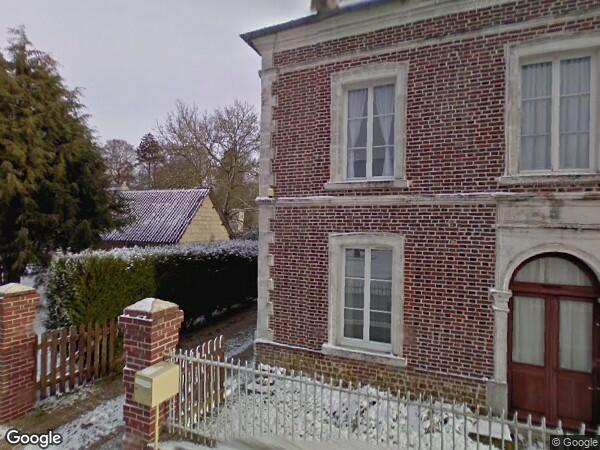 UNE MAISON D'HABITATION