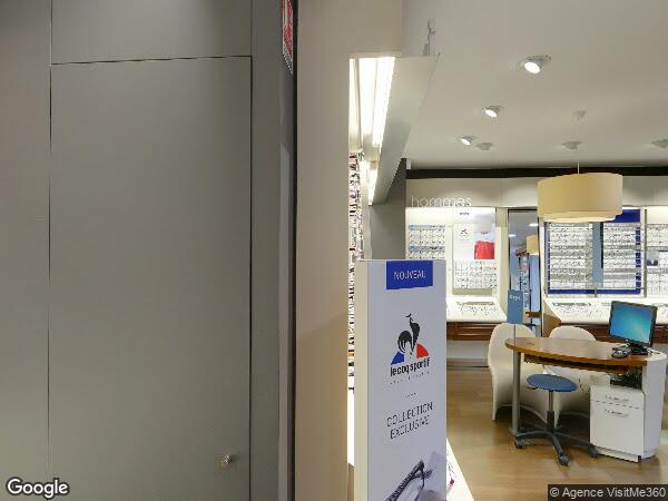 UN LOCAL COMMERCIAL ET DEUX CAVES