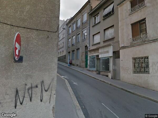 UN ENSEMBLE IMMOBILIER