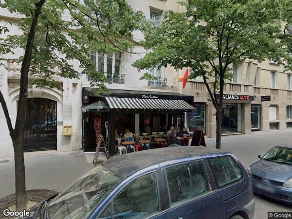 UNE CHAMBRE DE BONNE