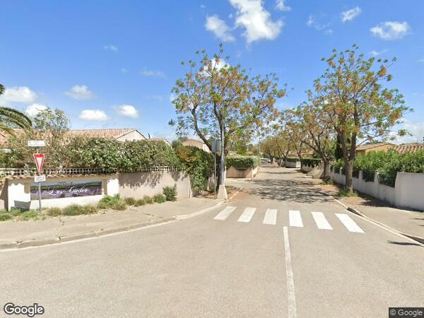 UN  APPARTEMENT DE TYPE 2 AVEC DEUX EMPLACEMENTS DE PARKINGS