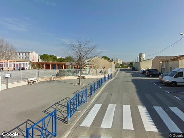 UN  TERRAINS CONSTRUCTIBLES