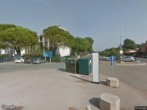 UN  APPARTEMENT DE TYPE 2 ET UN EMPLACEMENNT DE PARKING EXTERIEUR