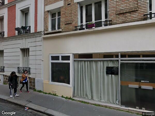 UN APPARTEMENT AVEC UNE CAVE