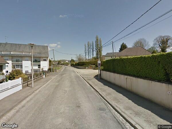 UN APPARTEMENT DE TYPE F2 AVEC DEUX PARKINGS