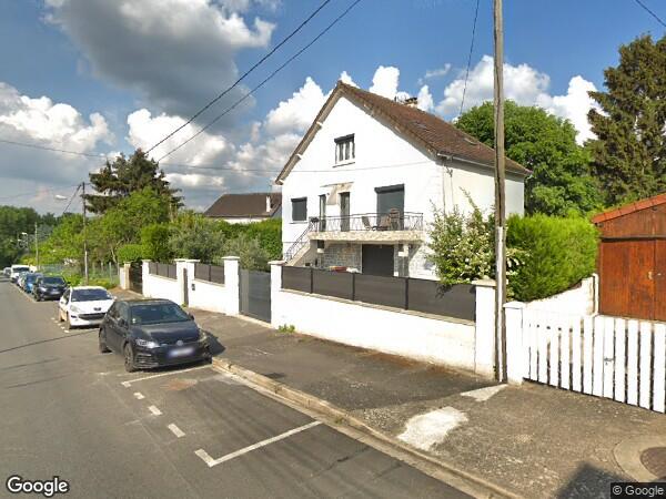 UNE MAISON D'HABITATION