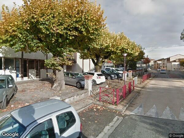 UNE MAISON D'HABITATION