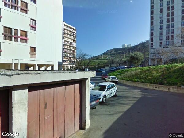 UN  APPARTEMENT DE TYPE 3 AVEC LA CAVE ET LE SÉCHOIR