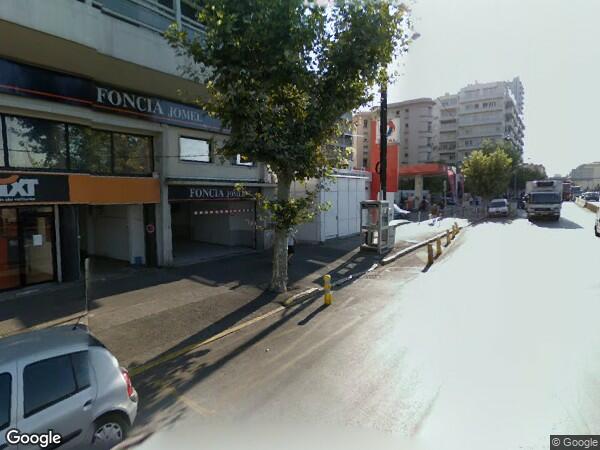 UN  APPARTEMENT DE TYPE F4 AVEC UNE CAVE, UN GARAGE ET DEUX TERRAINS NUS