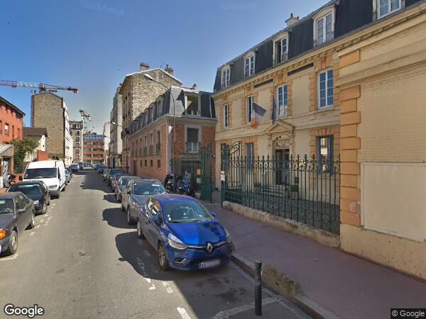 UN  LOCAL D'HABITATION