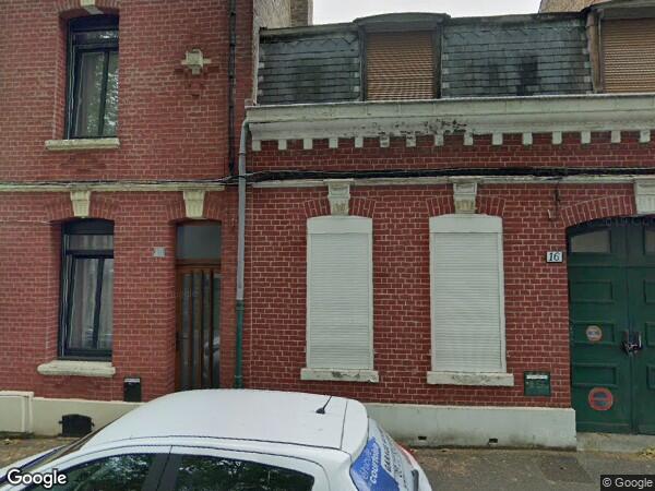 UNE MAISON D'HABITATION